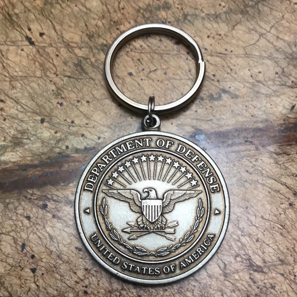 Donald Rumsfeld Signature Keychain Defense Dept. - Picture 2 of 3